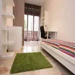 Rent a room in milan