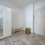 Pronajměte si 1 ložnic/e byt o rozloze 60 m² v Prague