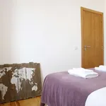 Rent 2 bedroom apartment of 60 m² in lisbon