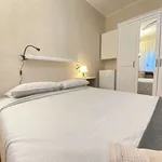 Rent a room in madrid