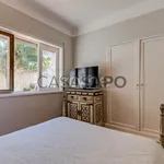 Rent 4 bedroom house of 200 m² in Porto