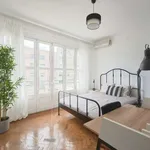 Rent a room in lisbon