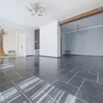 Maison de 535 m² avec 3 chambre(s) en location à Mons