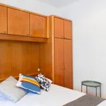 Rent 5 bedroom apartment in Barcelona