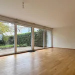 Miete 6 Schlafzimmer haus von 156 m² in Thônex