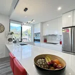 Rent 7 bedroom house in Sydney