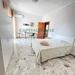 Affitto 3 camera casa di 110 m² in Caserta