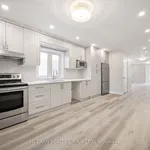 9 bedroom house of 1496 sq. ft in Toronto