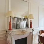 Appartement de 70 m² avec 2 chambre(s) en location à Paris