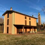 Affitto 5 camera casa di 125 m² in Bologna