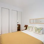 Rent 3 bedroom apartment of 81 m² in Madrid