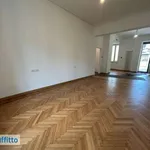 Rent 5 bedroom apartment of 232 m² in Milan