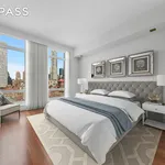 Rent 2 bedroom apartment of 125 m² in New York City