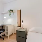 Rent a room of 77 m² in Valladolid