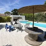 Rent 5 bedroom house of 193 m² in Fabrègues