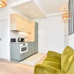 Rent 1 bedroom apartment of 27 m² in Paris