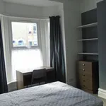 Rent 4 bedroom house in Yorkshire And The Humber