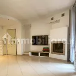 Rent 4 bedroom house of 105 m² in Cascina