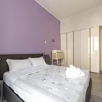 Rent 1 bedroom apartment in Milan