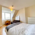 Rent 5 bedroom apartment in Edinburgh