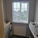 Rent 4 bedroom flat in North West England