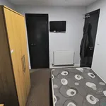 Rent 7 bedroom flat in Birmingham