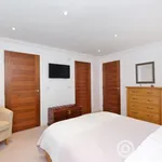 Rent 2 bedroom flat in Aberdeen