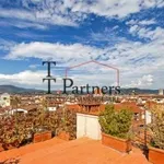 Rent 5 bedroom house of 320 m² in Florence