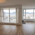 Appartement de 871 m² avec 2 chambre(s) en location à Vancouver