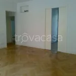 Rent 3 bedroom apartment of 110 m² in Milano