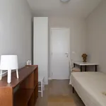 Rent 5 bedroom apartment in Lisbon