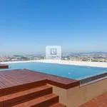 Rent 4 bedroom apartment of 176 m² in Vila Nova de Gaia