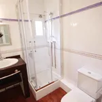 Rent 3 bedroom apartment of 12 m² in Barcelona