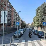 Rent 3 bedroom apartment of 70 m² in Milan