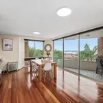 Rent 2 bedroom apartment in Neutral Bay