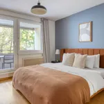 Miete 2 Schlafzimmer wohnung von 969 m² in Vienna