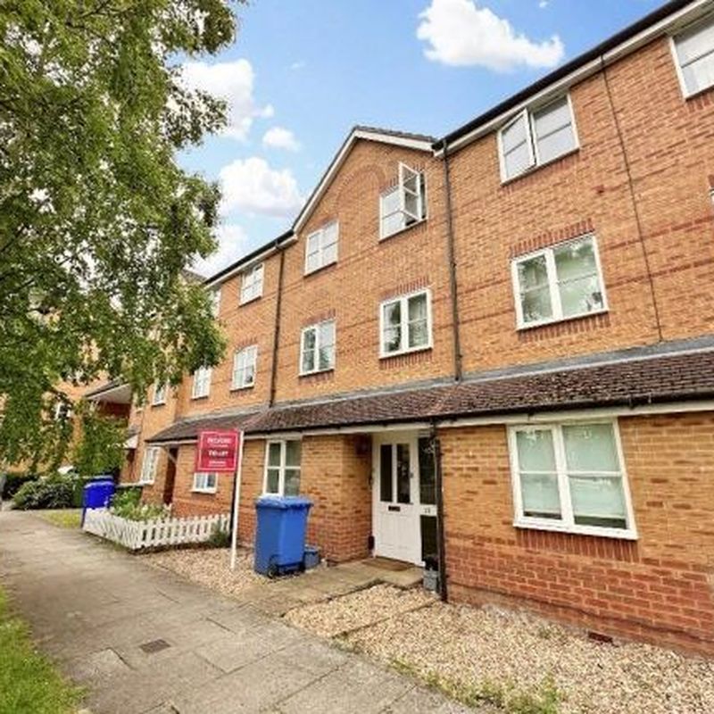 Shared accommodation to rent in Aspen Grove, Aldershot, Hampshire GU12 North Town