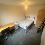 Rent 6 bedroom house in East Midlands