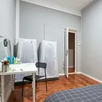 Rent a room in lisbon