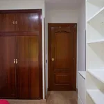 Rent a room of 120 m² in madrid