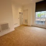 Rent 3 bedroom flat in East Midlands