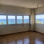 Rent 3 bedroom apartment of 175 m² in Παλαιό Φάληρο