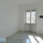 Affitto 3 camera appartamento di 85 m² in Pavia