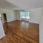 Rent 2 bedroom apartment in Long Beach