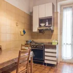 Rent a room of 95 m² in rome