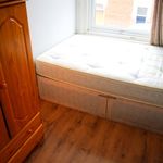 Rent 4 bedroom house in Portsmouth