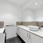 Rent 2 bedroom house in Essendon