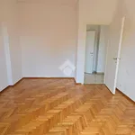 Rent 2 bedroom apartment of 65 m² in Milano