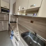 Rent 3 bedroom apartment of 97 m² in Кършияка