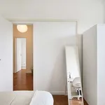 Rent a room in lisbon